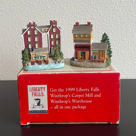 ⭐️SOLD⭐️Liberty Falls Miniatures Winthrop’s Warehouse and Carpet Mill Vintage - Picture 3 of 8
